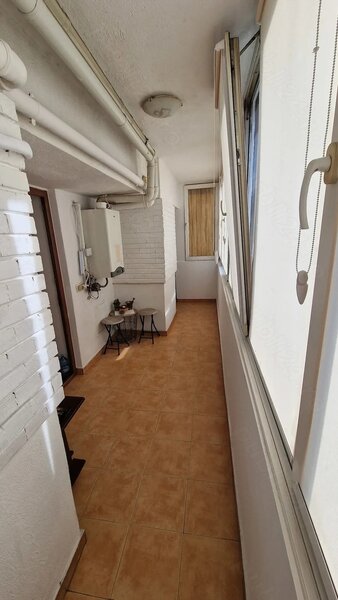 Mosilor, stradal, Eminescu, langa Bcr, 8 minute metrou Obor
